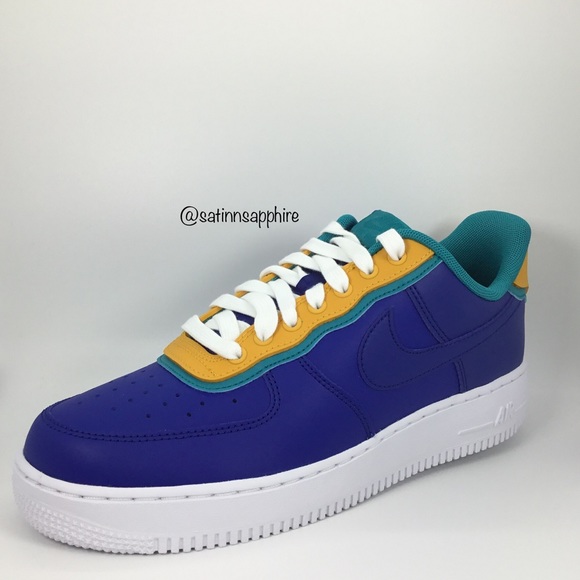 Nike Air Force 1 LV8 - Picture 3 of 6